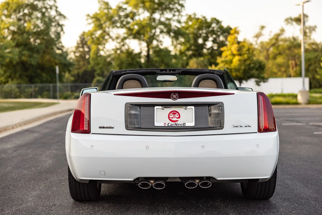 2008 Cadillac XLR - Image 19 of 31