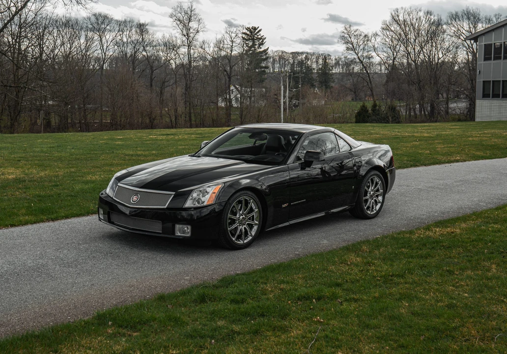 2008 Cadillac XLR-V - Image 4 of 31
