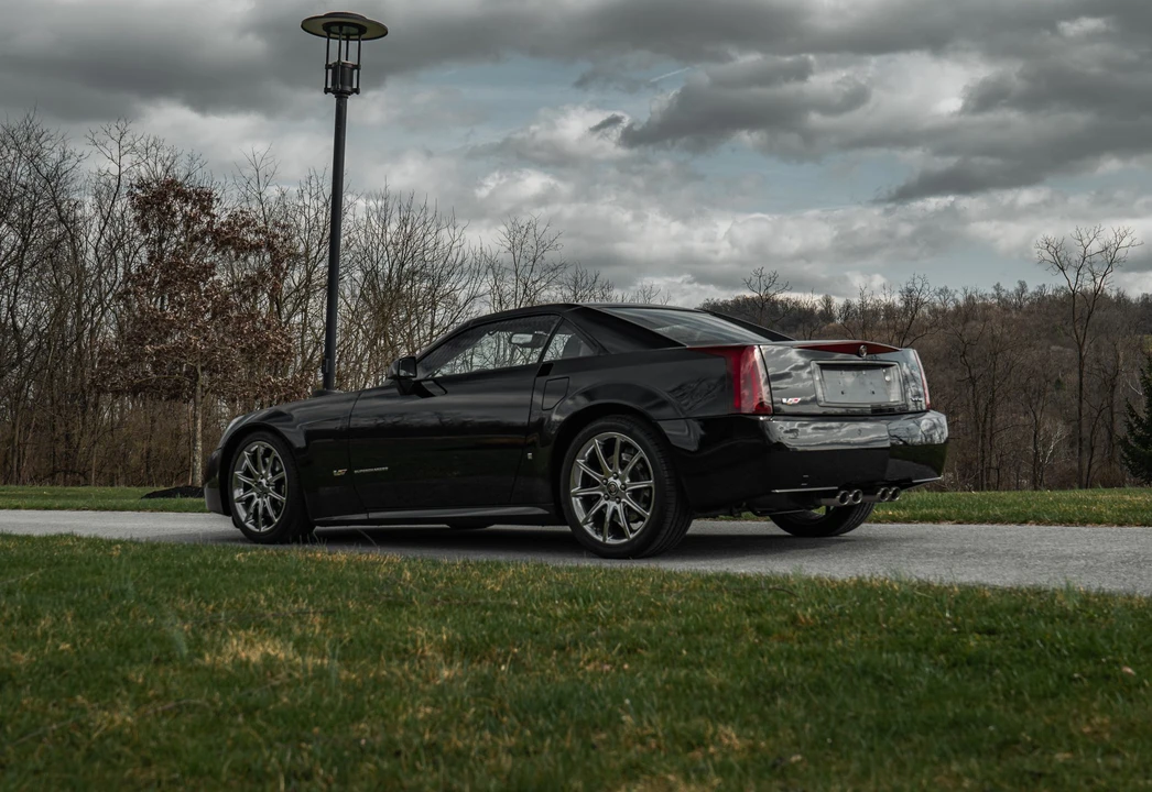 2008 Cadillac XLR-V - Image 15 of 31