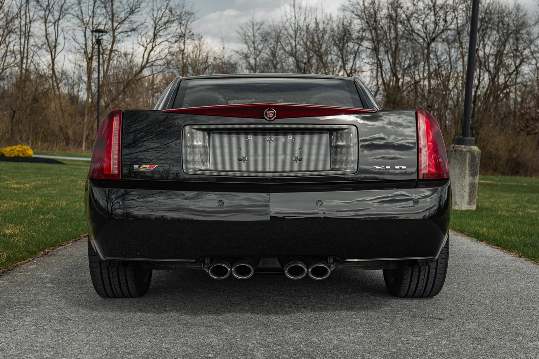 2008 Cadillac XLR-V - Image 19 of 31