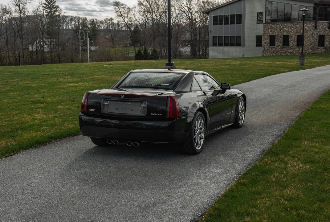 2008 Cadillac XLR-V - Image 21 of 31
