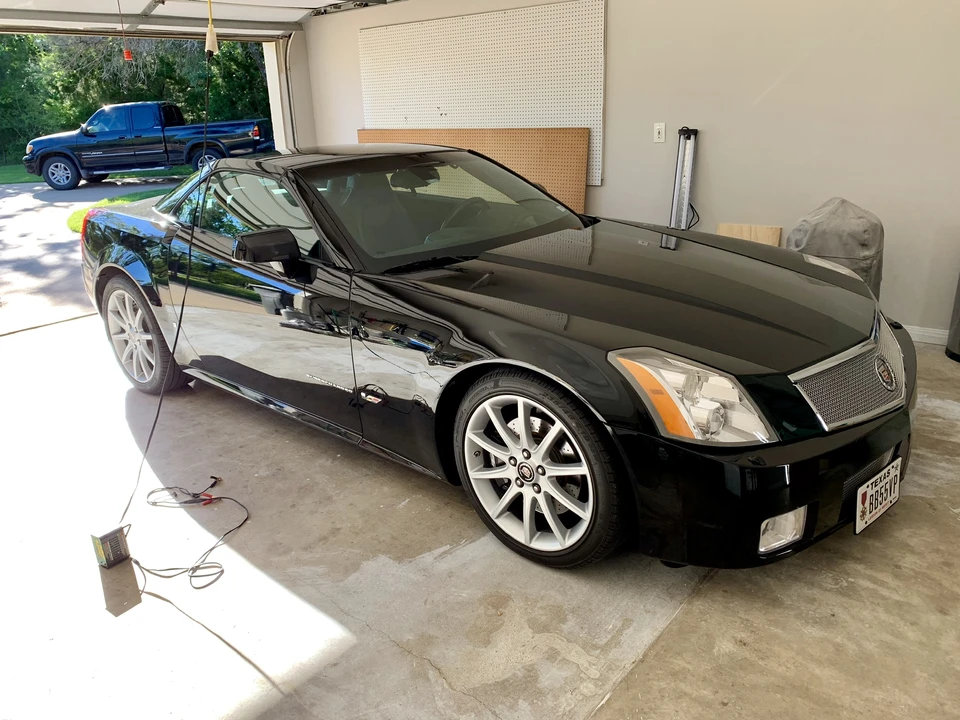 2008 Cadillac XLR-V - Image 30 of 31