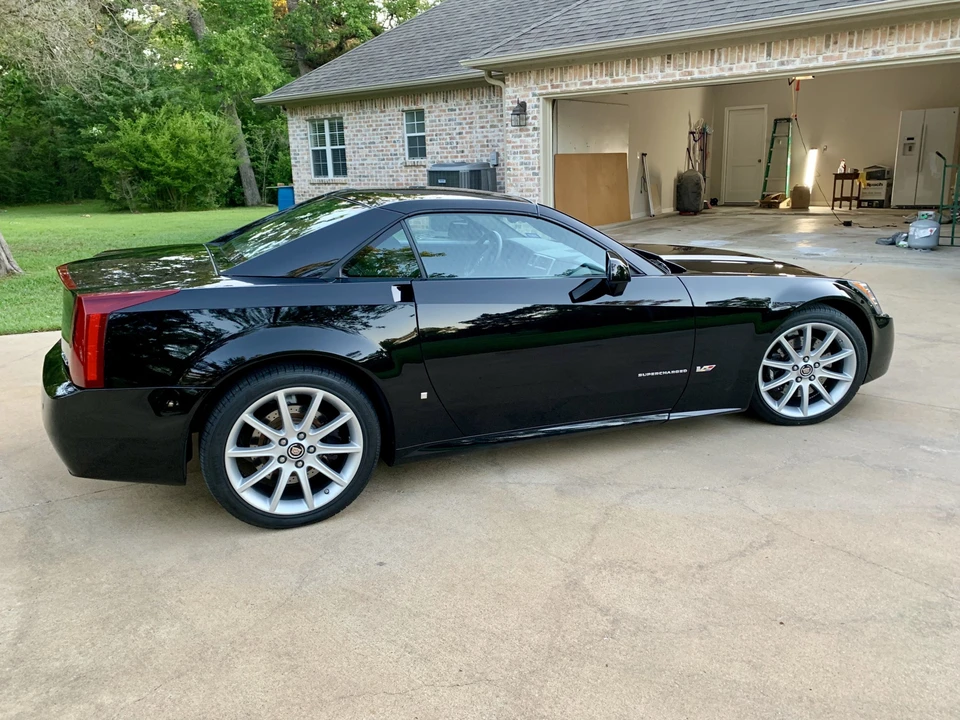 2008 Cadillac XLR-V - Image 31 of 31