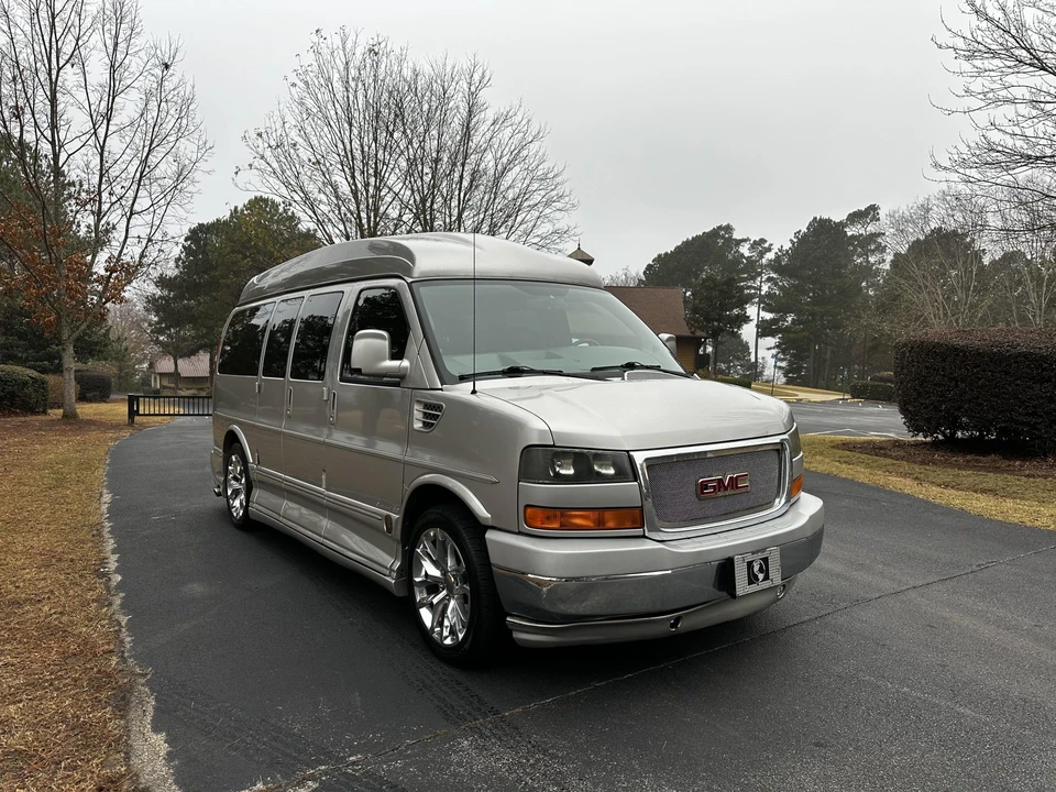 2008 GMC Savana - Image 4 of 31