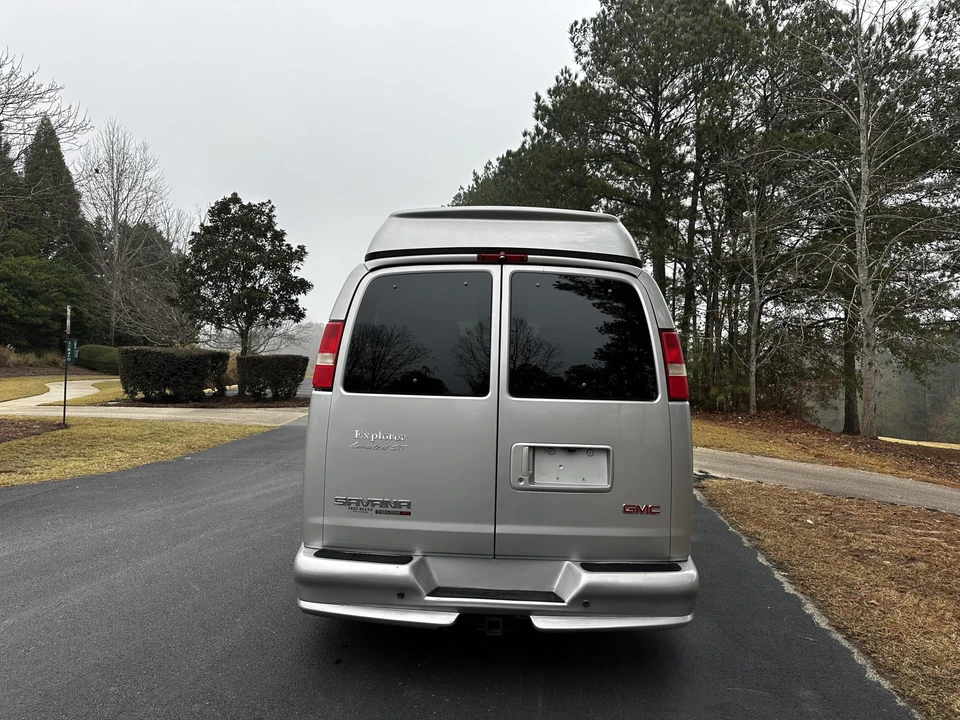 2008 GMC Savana - Image 9 of 31