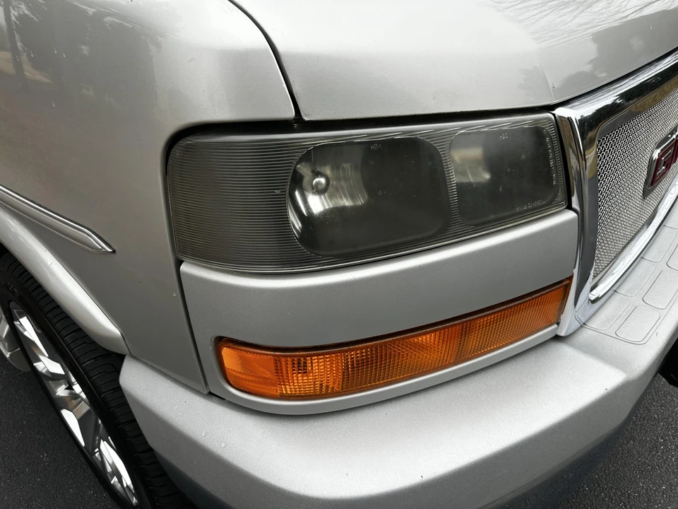 2008 GMC Savana - Image 21 of 31