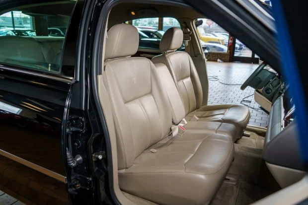 2008 Lincoln Town Car - Image 4 of 8