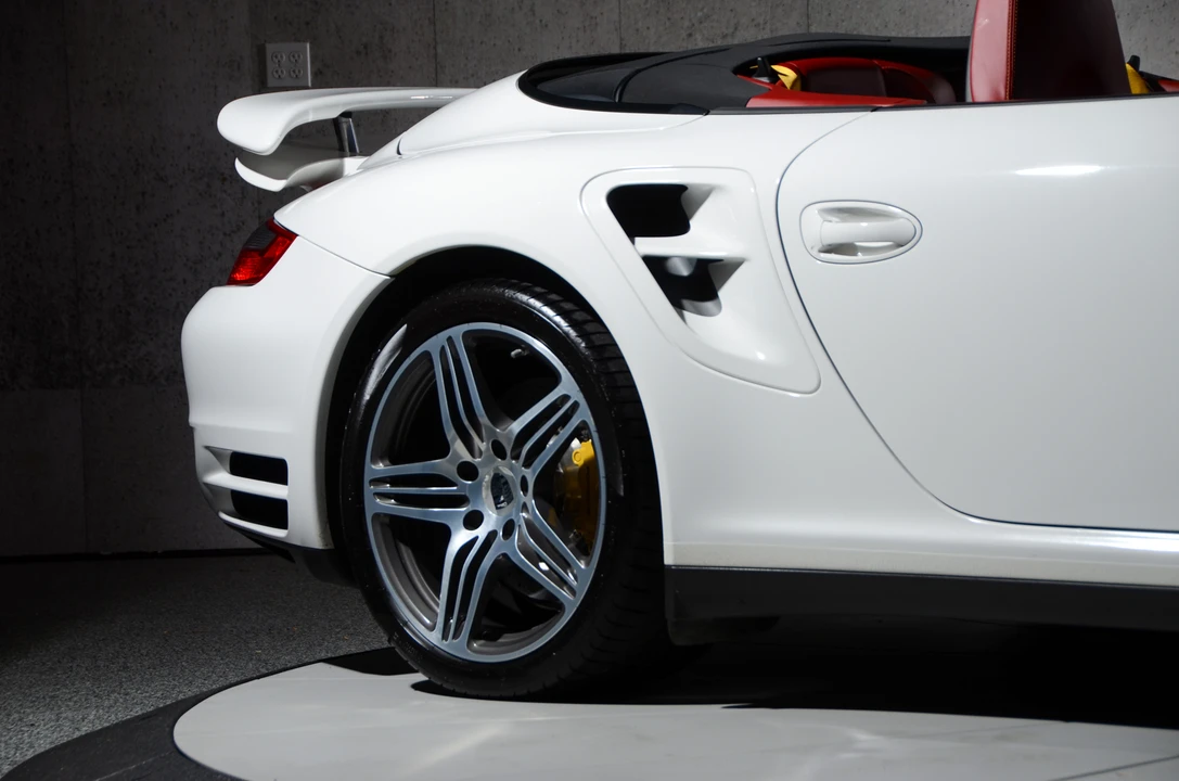 2008 Porsche 997 Turbo - Image 25 of 31