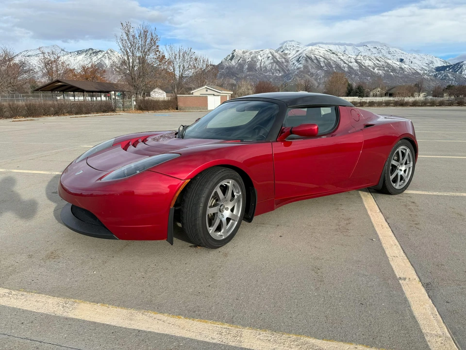 2008 Tesla Roadster - Image 16 of 31
