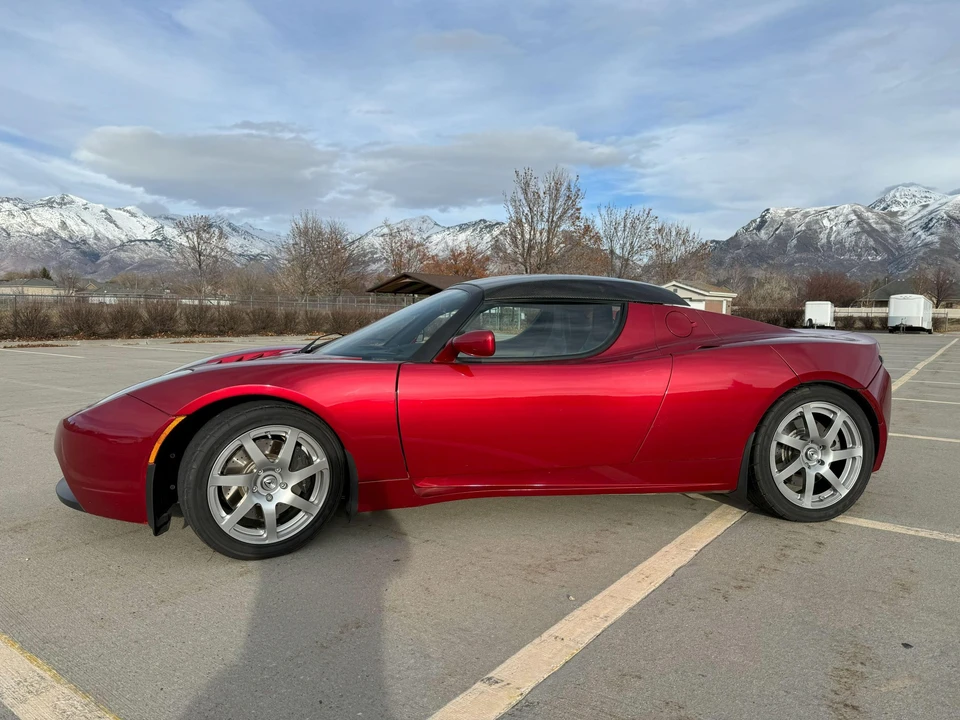 2008 Tesla Roadster - Image 15 of 31
