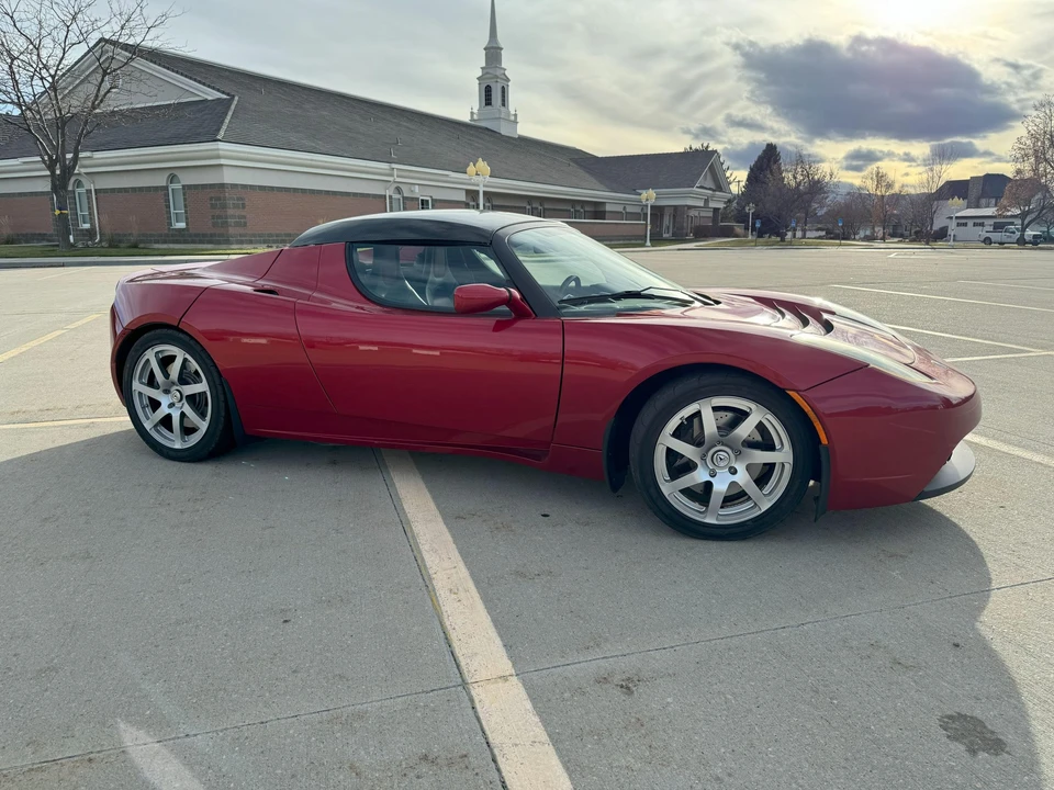 2008 Tesla Roadster - Image 6 of 31