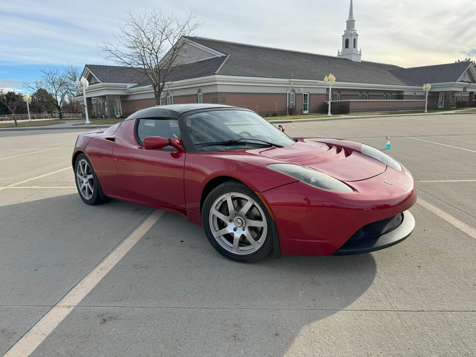 2008 Tesla Roadster - Image 5 of 31