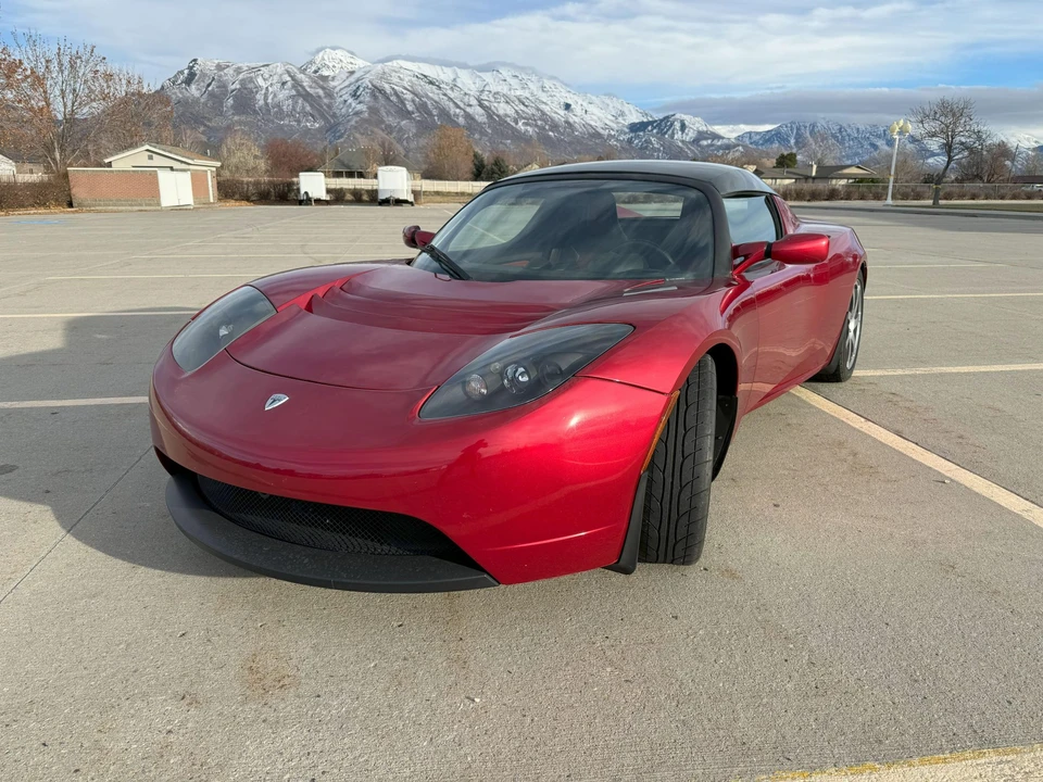 2008 Tesla Roadster - Image 2 of 31