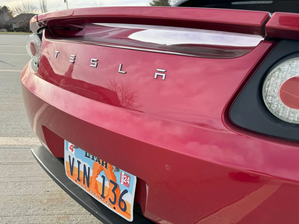 2008 Tesla Roadster - Image 23 of 31