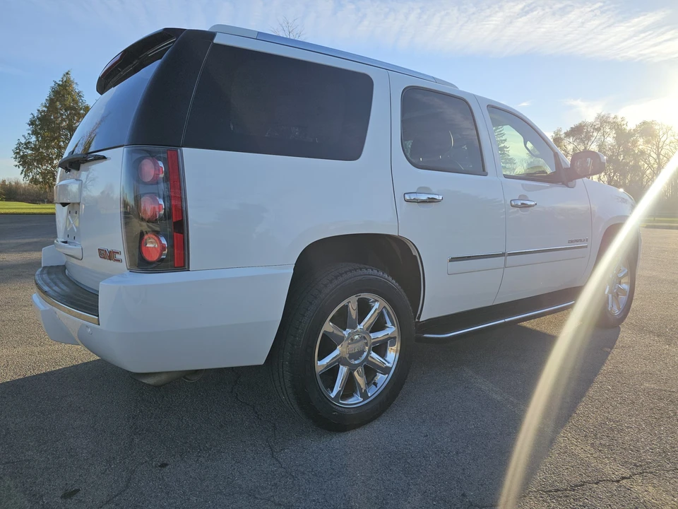 2009 GMC Yukon 3rd Gen - Image 20 of 31