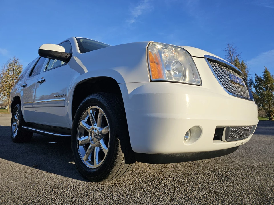 2009 GMC Yukon 3rd Gen - Image 26 of 31