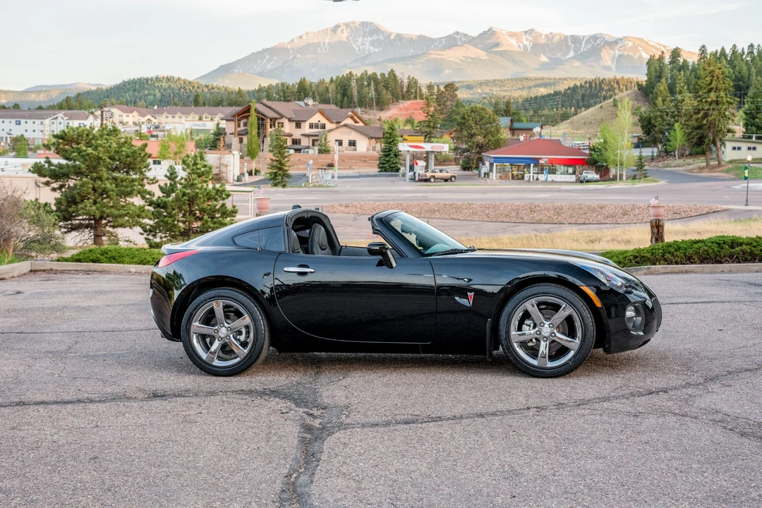 2009 Pontiac Solstice GXP - Image 8 of 31