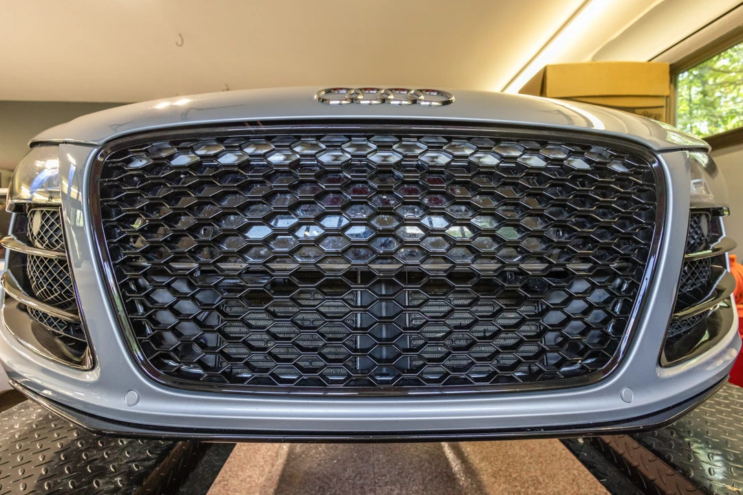 2010 Audi 42 R8 - Image 15 of 31
