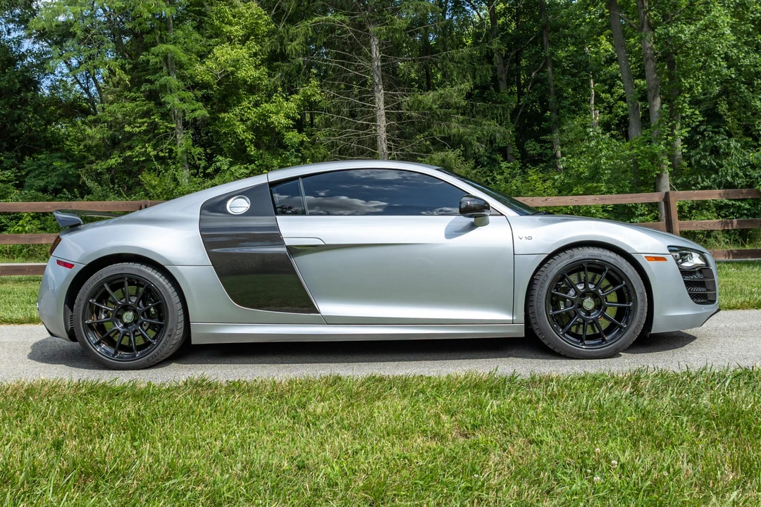 2010 Audi 42 R8 - Image 5 of 31