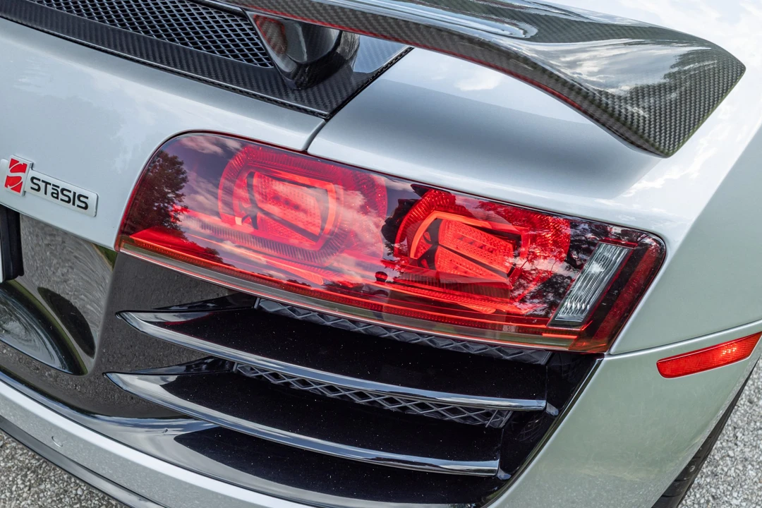 2010 Audi 42 R8 - Image 21 of 31