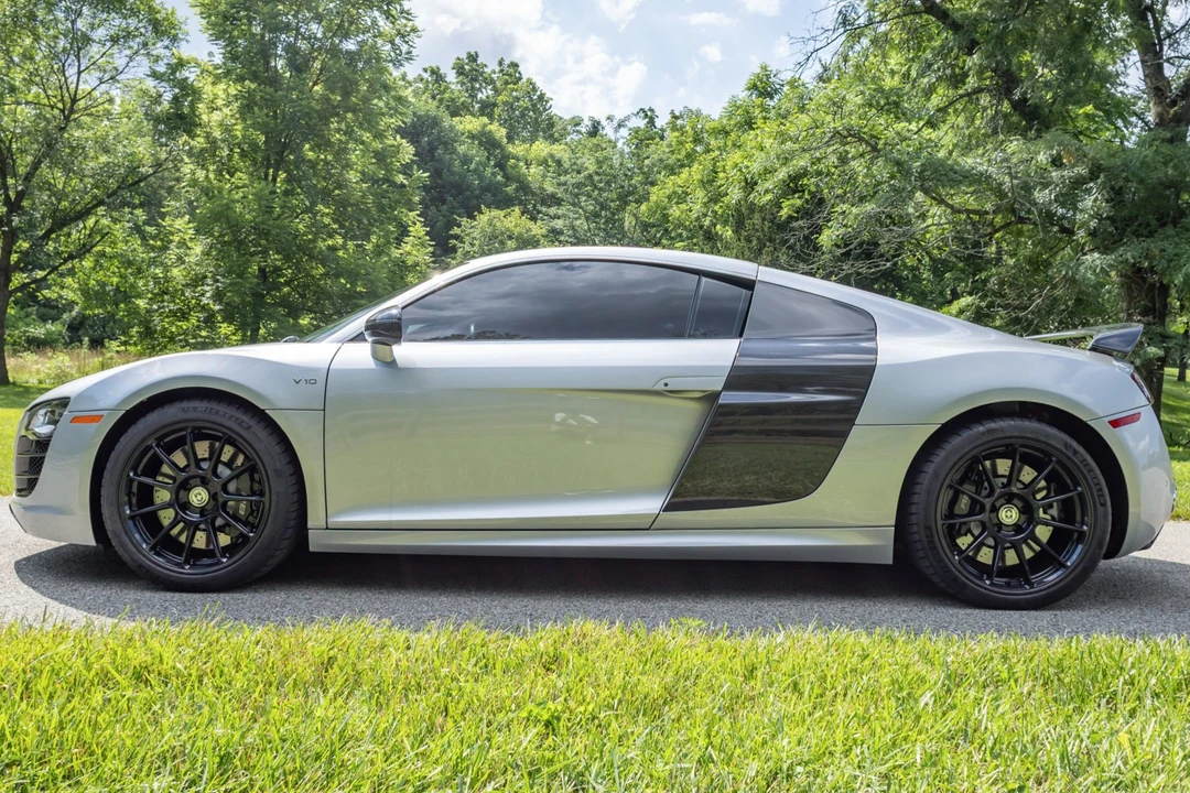 2010 Audi 42 R8 - Image 10 of 31