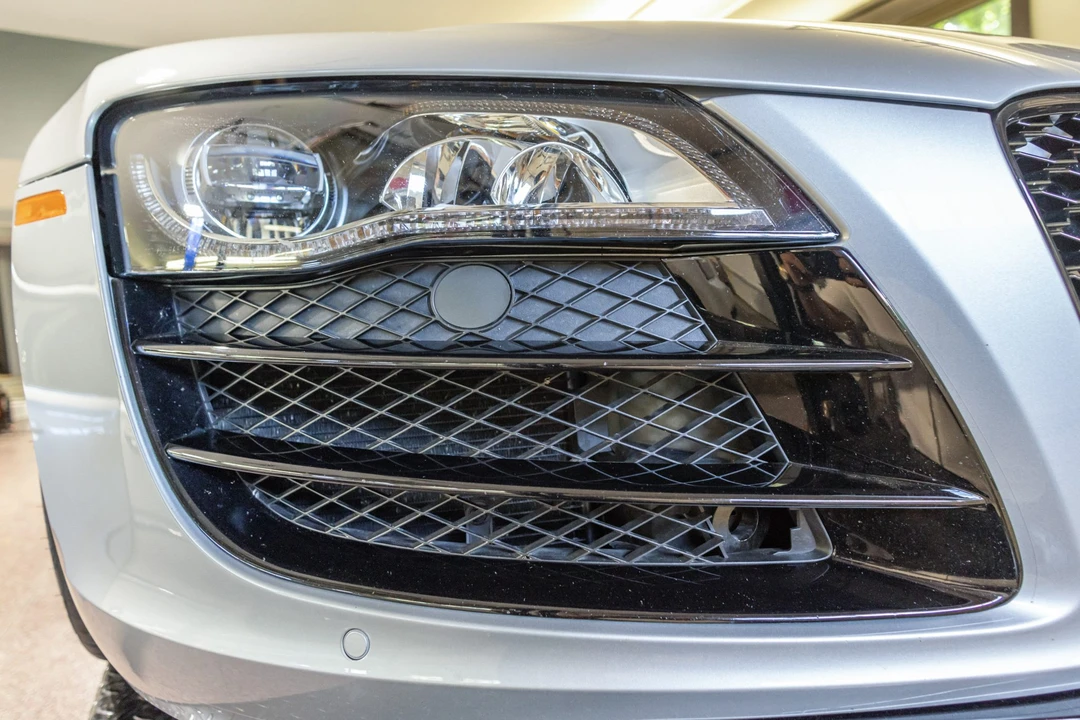 2010 Audi 42 R8 - Image 19 of 31