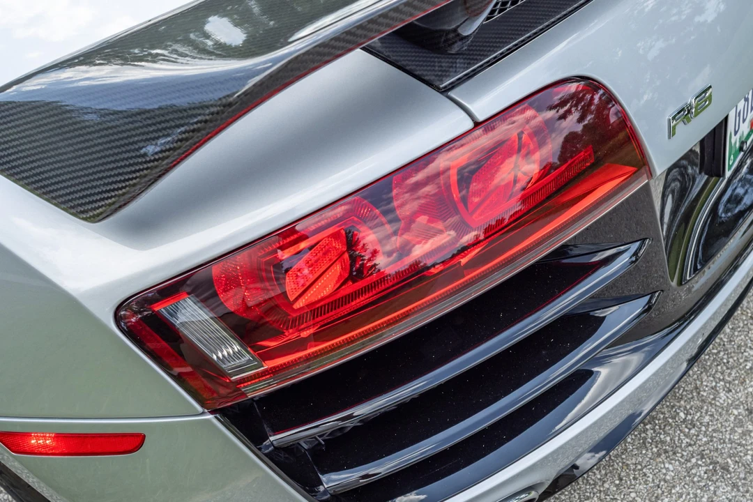 2010 Audi 42 R8 - Image 20 of 31