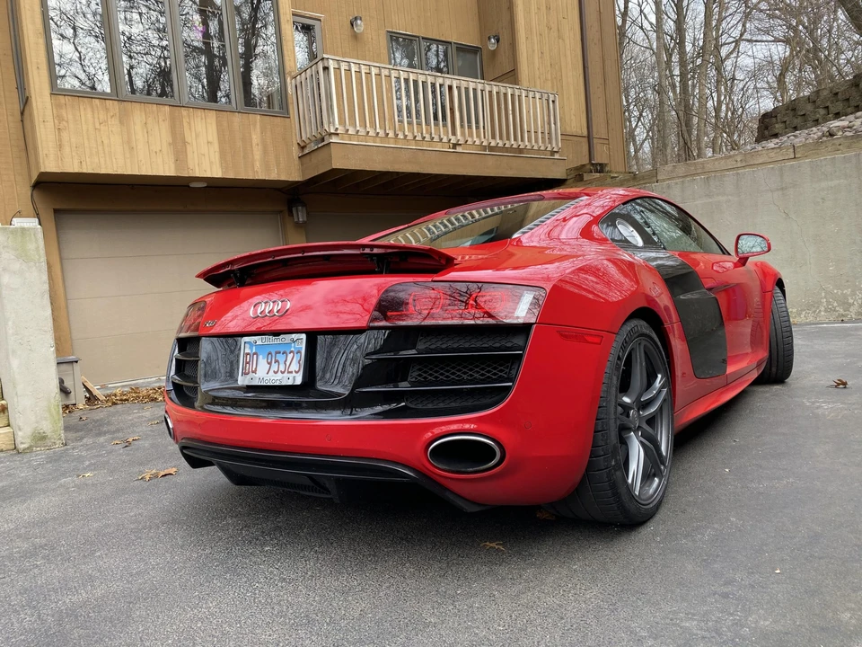 2010 Audi 42 R8 - Image 12 of 31