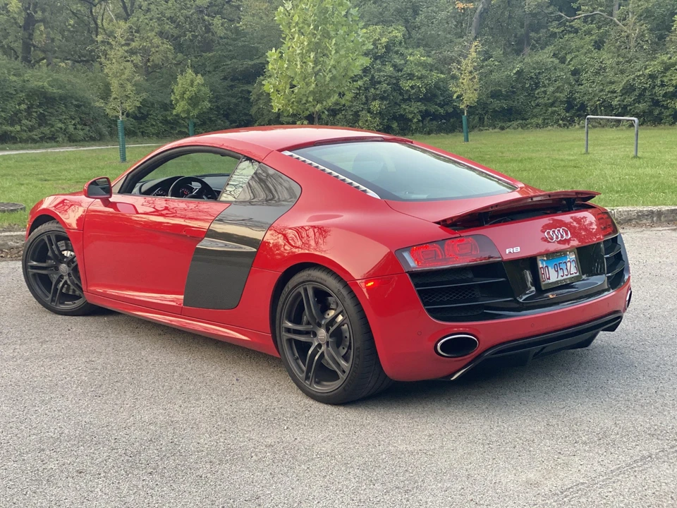 2010 Audi 42 R8 - Image 10 of 31