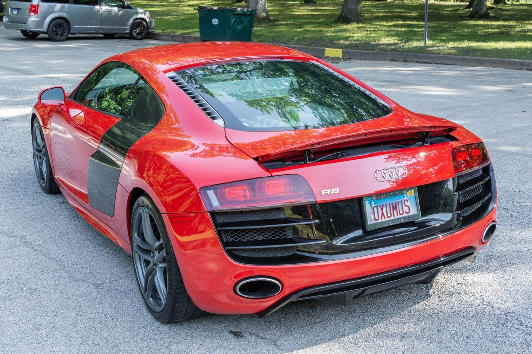 2010 Audi 42 R8 - Image 9 of 31