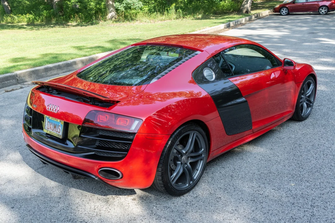 2010 Audi 42 R8 - Image 7 of 31
