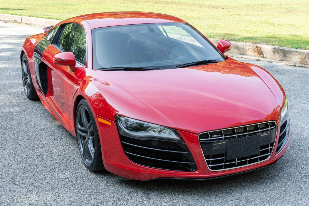 2010 Audi 42 R8 - Image 4 of 31
