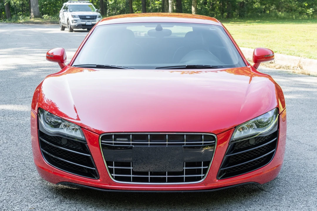 2010 Audi 42 R8 - Image 3 of 31