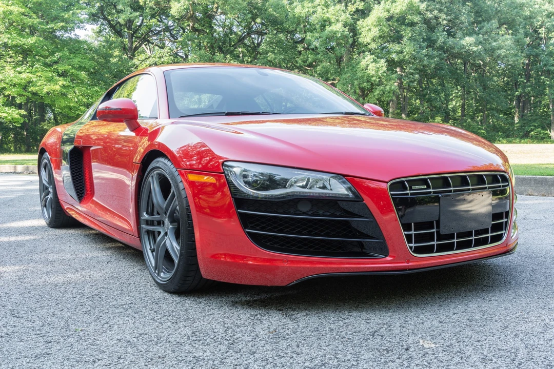 2010 Audi 42 R8 - Image 5 of 31