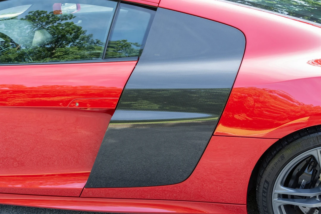 2010 Audi 42 R8 - Image 24 of 31