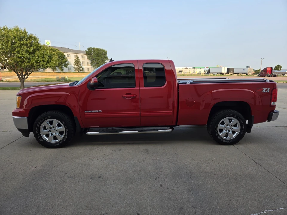 2010 GMC Sierra 3rd Gen - Image 11 of 31