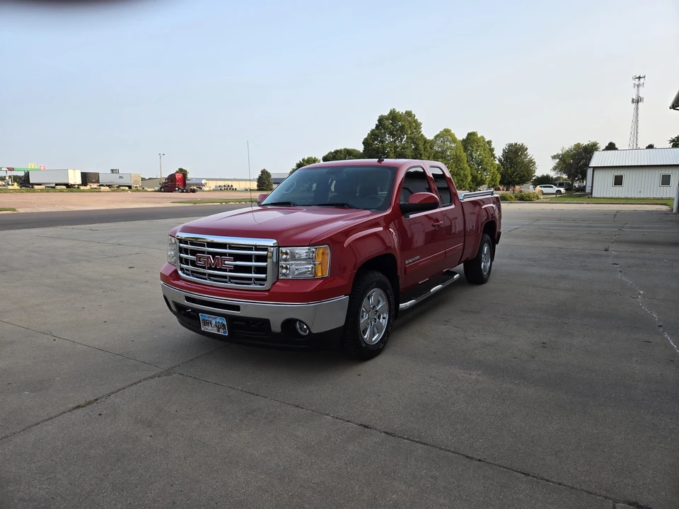 2010 GMC Sierra 3rd Gen - Image 8 of 31