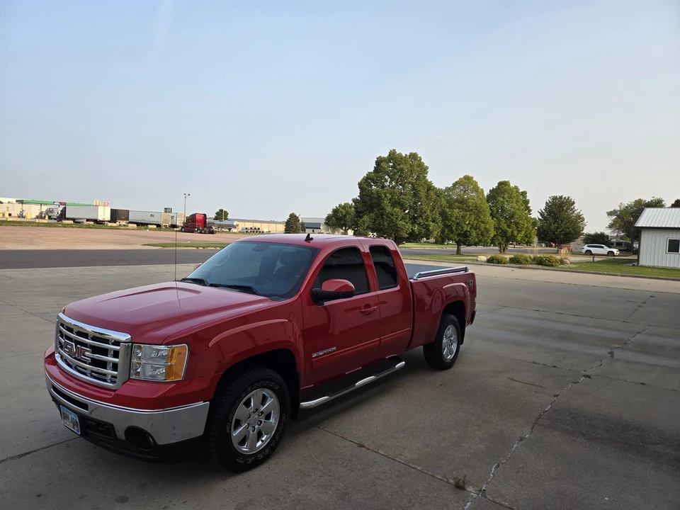 2010 GMC Sierra 3rd Gen - Image 10 of 31