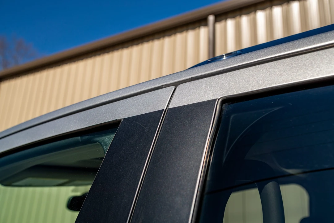 2010 Infiniti QX80 - Image 22 of 31
