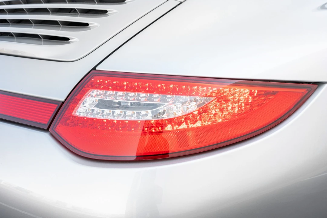 2010 Porsche 997 Carrera 4S - Image 14 of 31