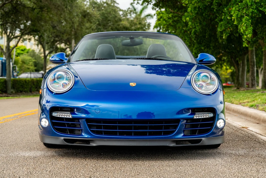 2010 Porsche 997 Turbo - Image 17 of 31
