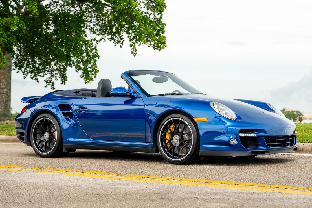 2010 Porsche 997 Turbo - Image 11 of 31