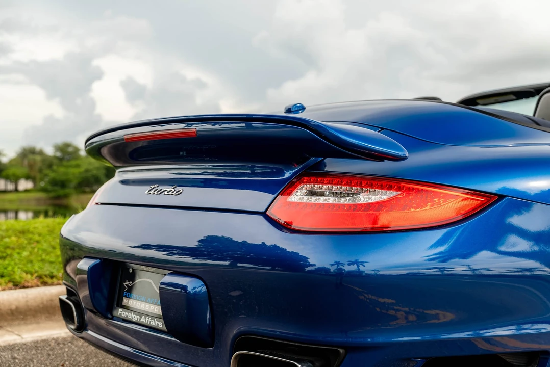2010 Porsche 997 Turbo - Image 30 of 31