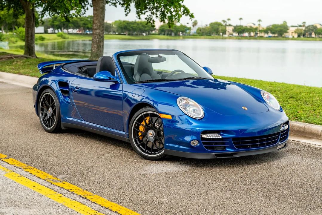 2010 Porsche 997 Turbo - Image 14 of 31