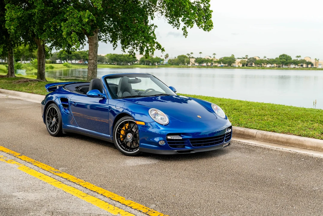 2010 Porsche 997 Turbo - Image 10 of 31