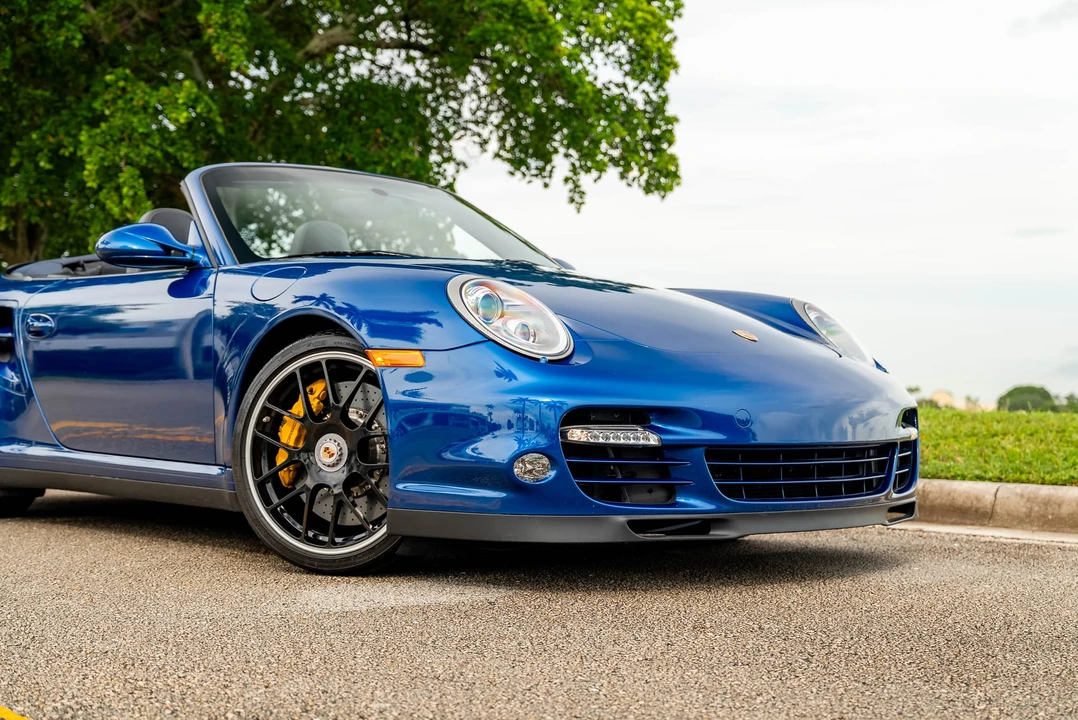 2010 Porsche 997 Turbo - Image 18 of 31