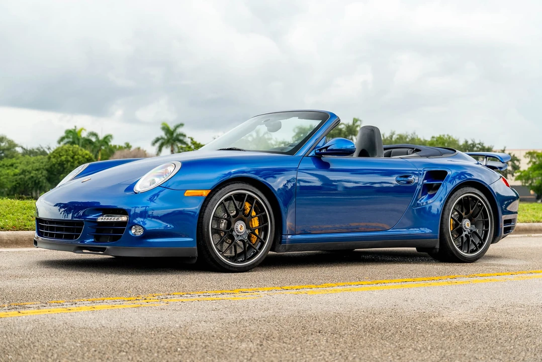 2010 Porsche 997 Turbo - Image 2 of 31
