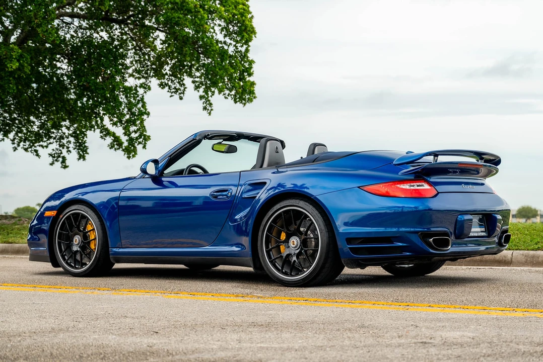 2010 Porsche 997 Turbo - Image 4 of 31