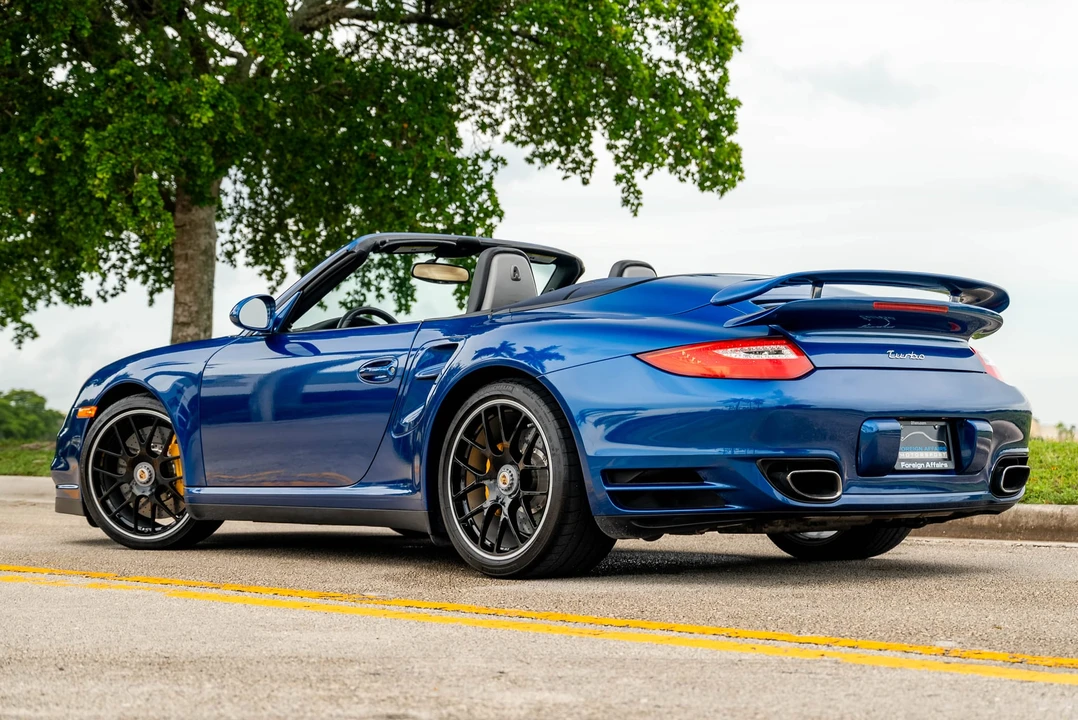 2010 Porsche 997 Turbo - Image 6 of 31