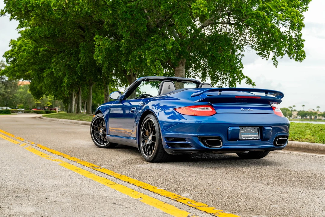 2010 Porsche 997 Turbo - Image 5 of 31